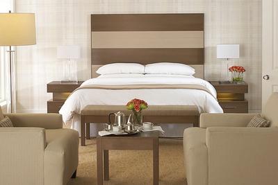 Simple Comfortable MDF Material Hotel Bedroom Furniture (YB-001)